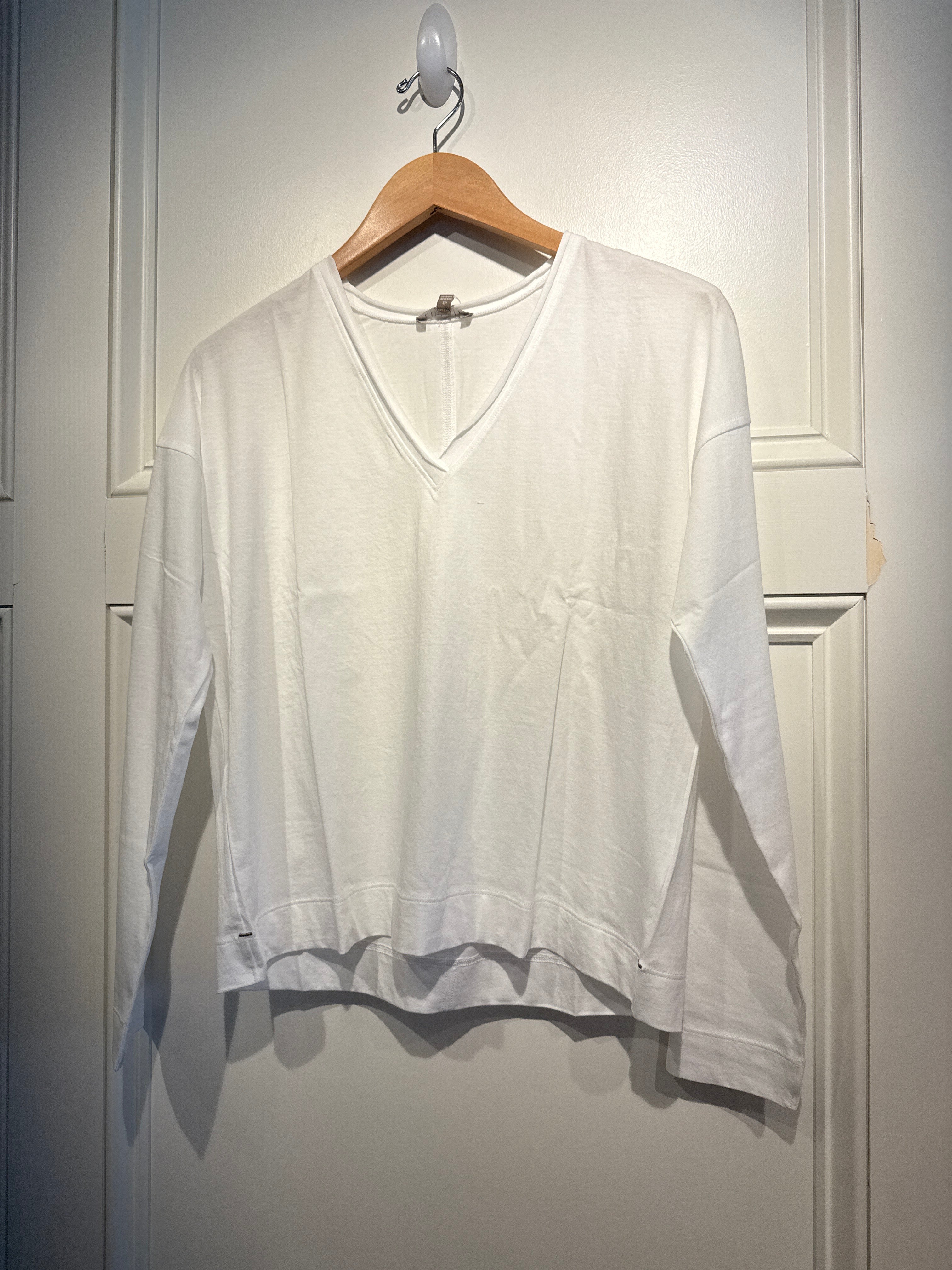 Lilla P V Neck Cut Edge Long Sleeve Tee White