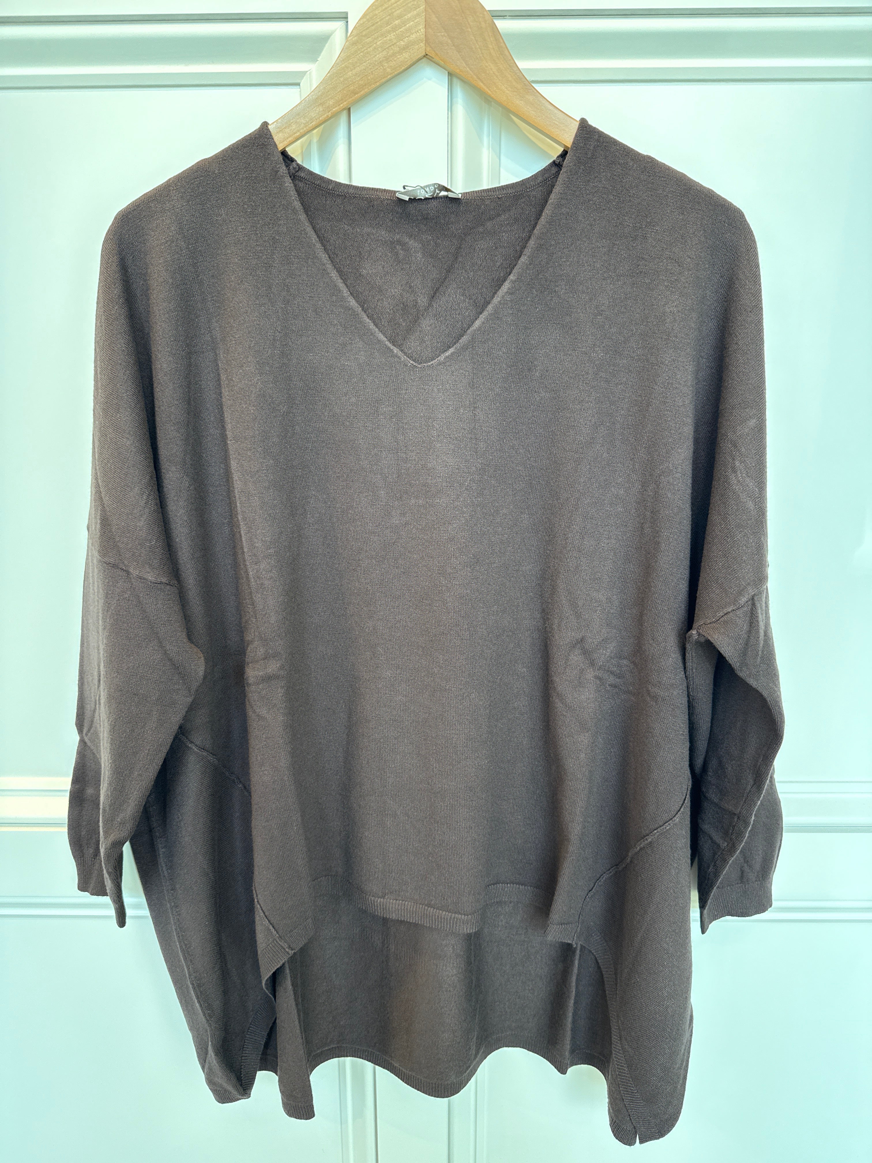 SD V Neck Hi Lo Sweater Chocolate (One Size)