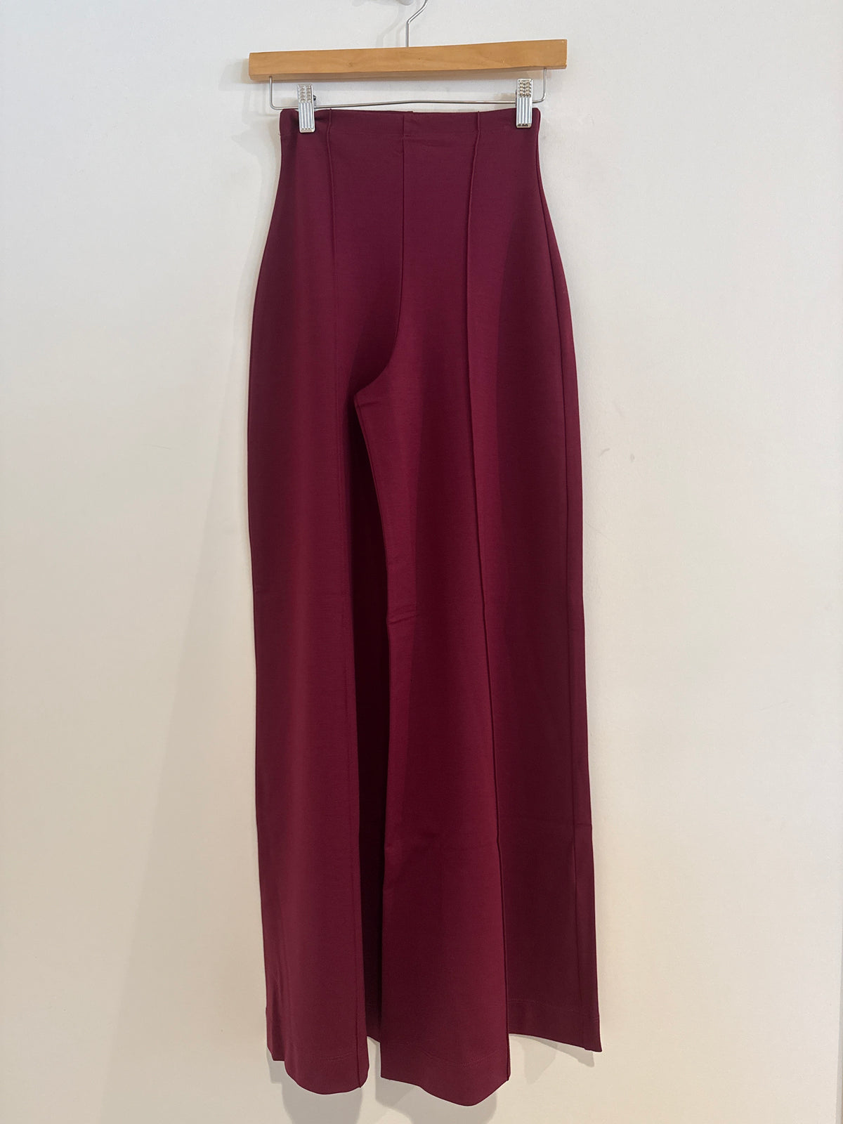 Ripley Rader Ponte Pant Cropped Wine