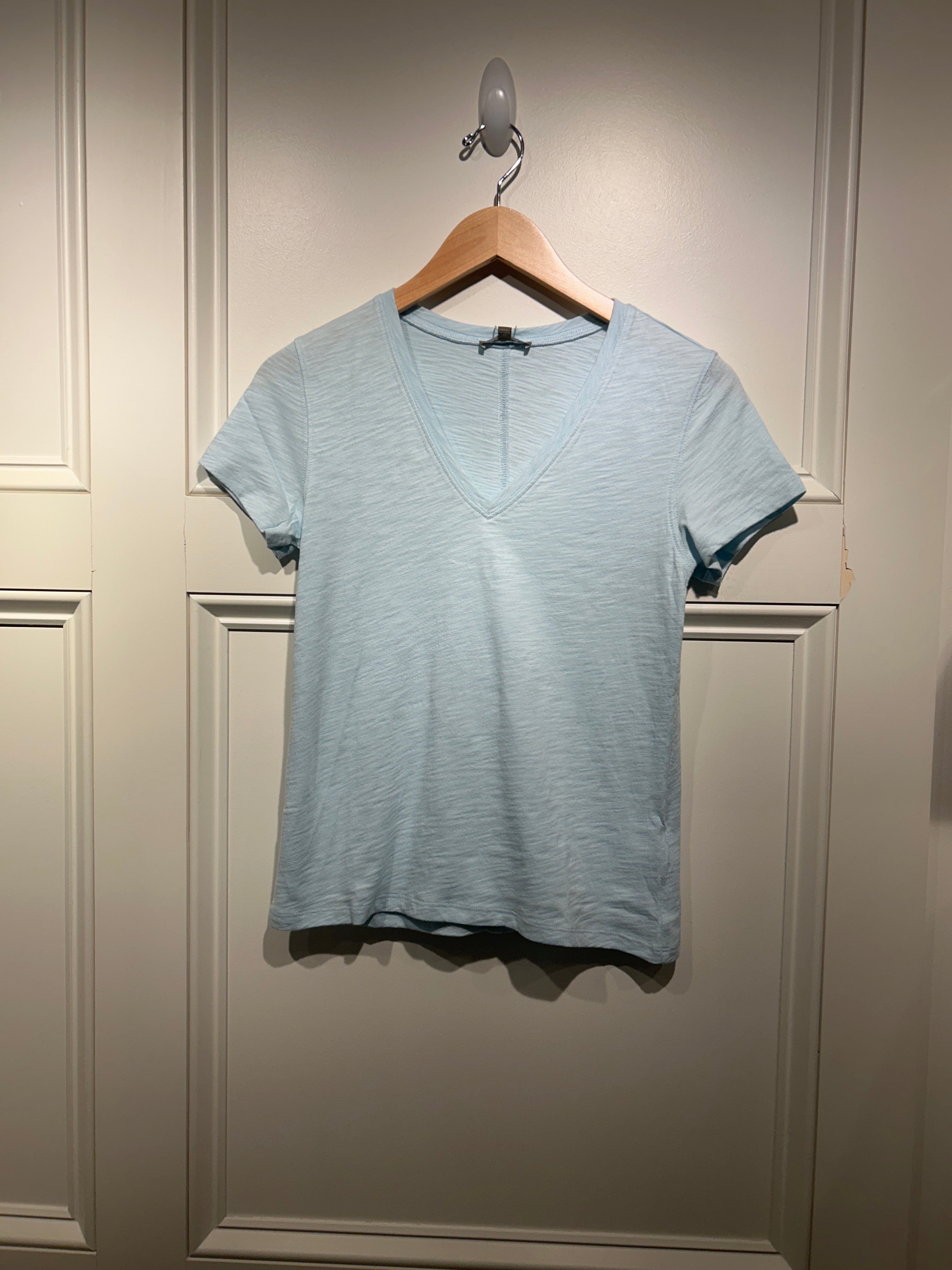 Lilla P Short Sleeve Back Seam V Neck Tee