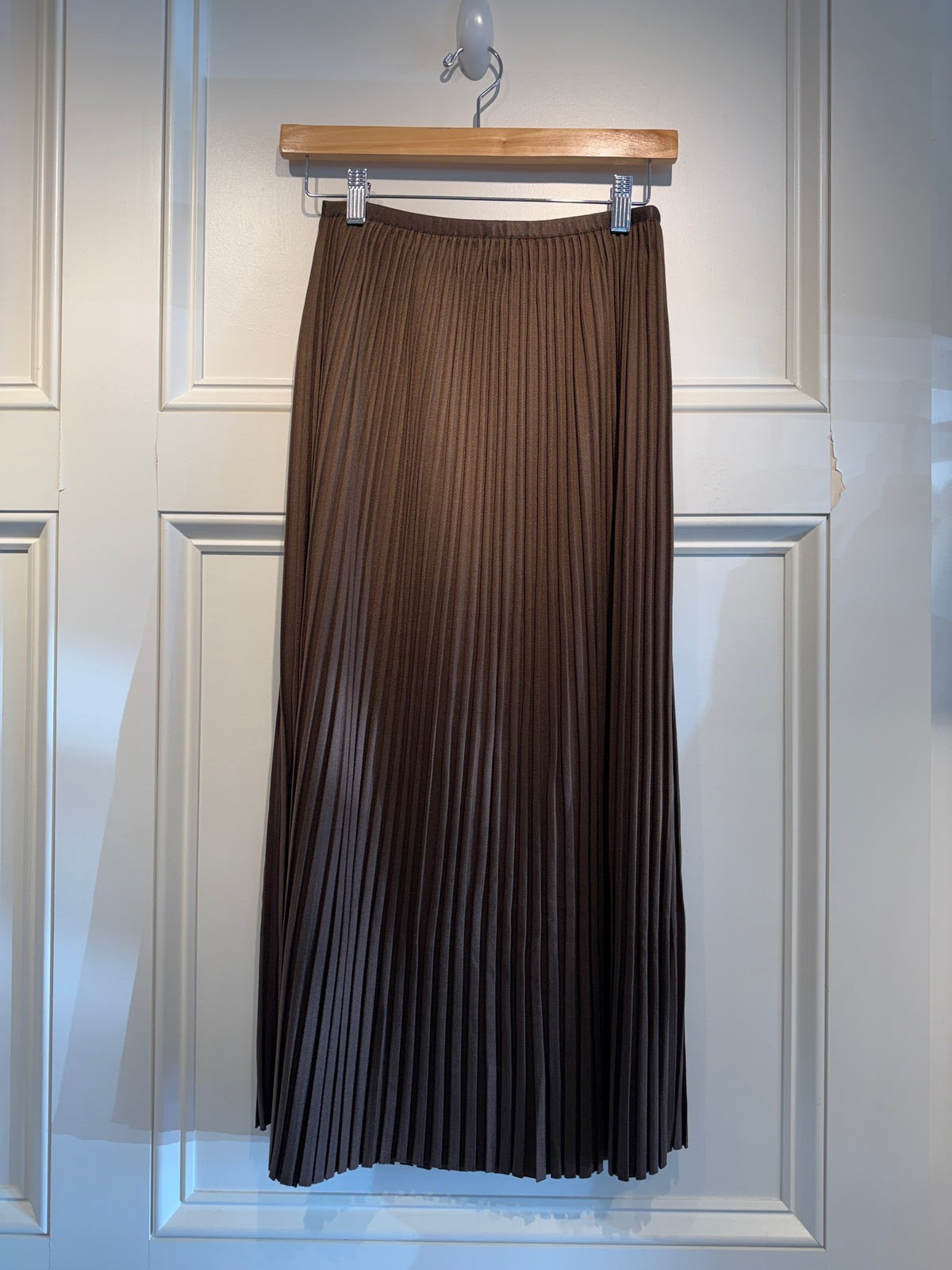 Jessie Liu Midi Pleats Skirt Chocolate