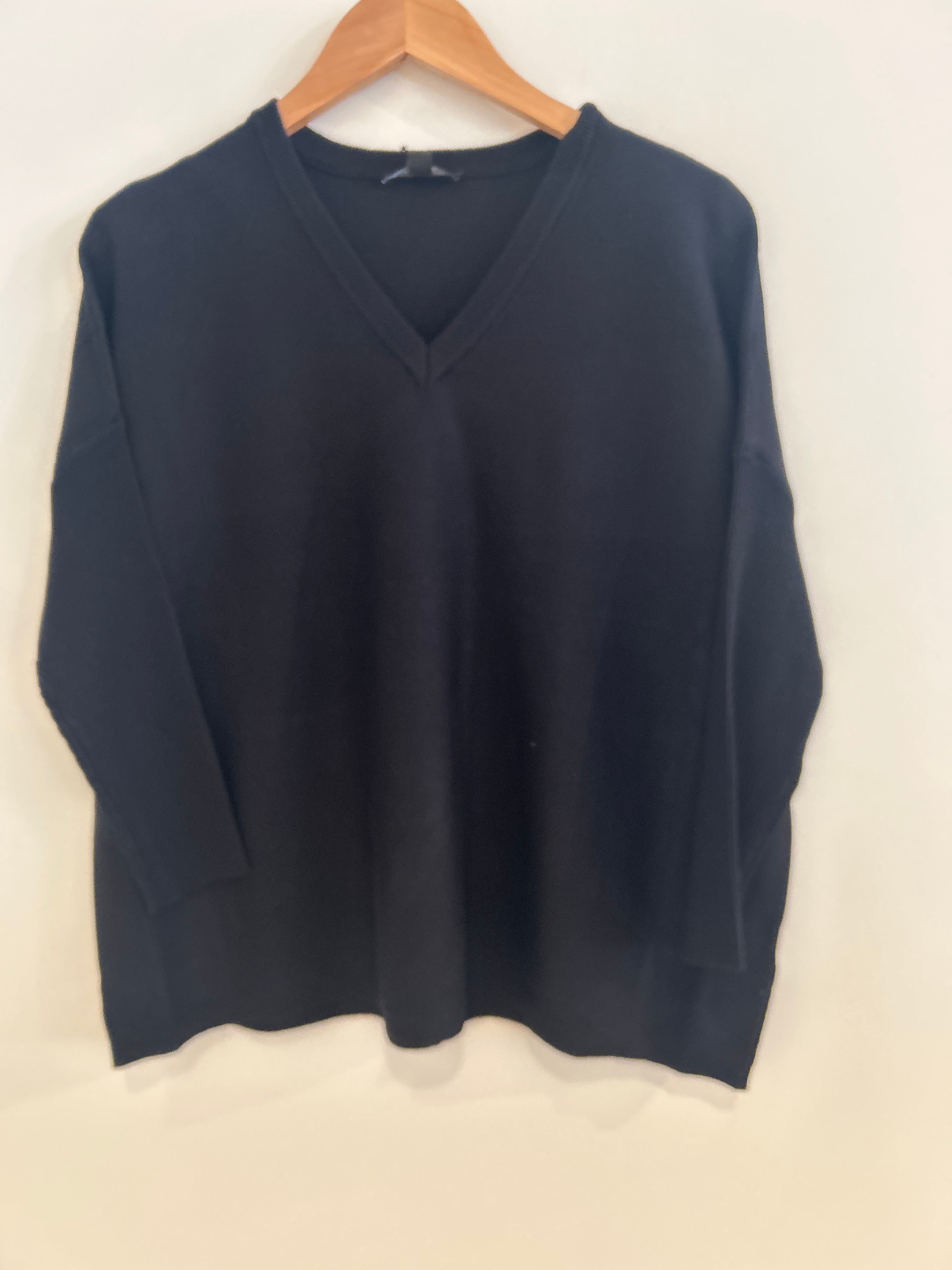 RR V Neck Sweater