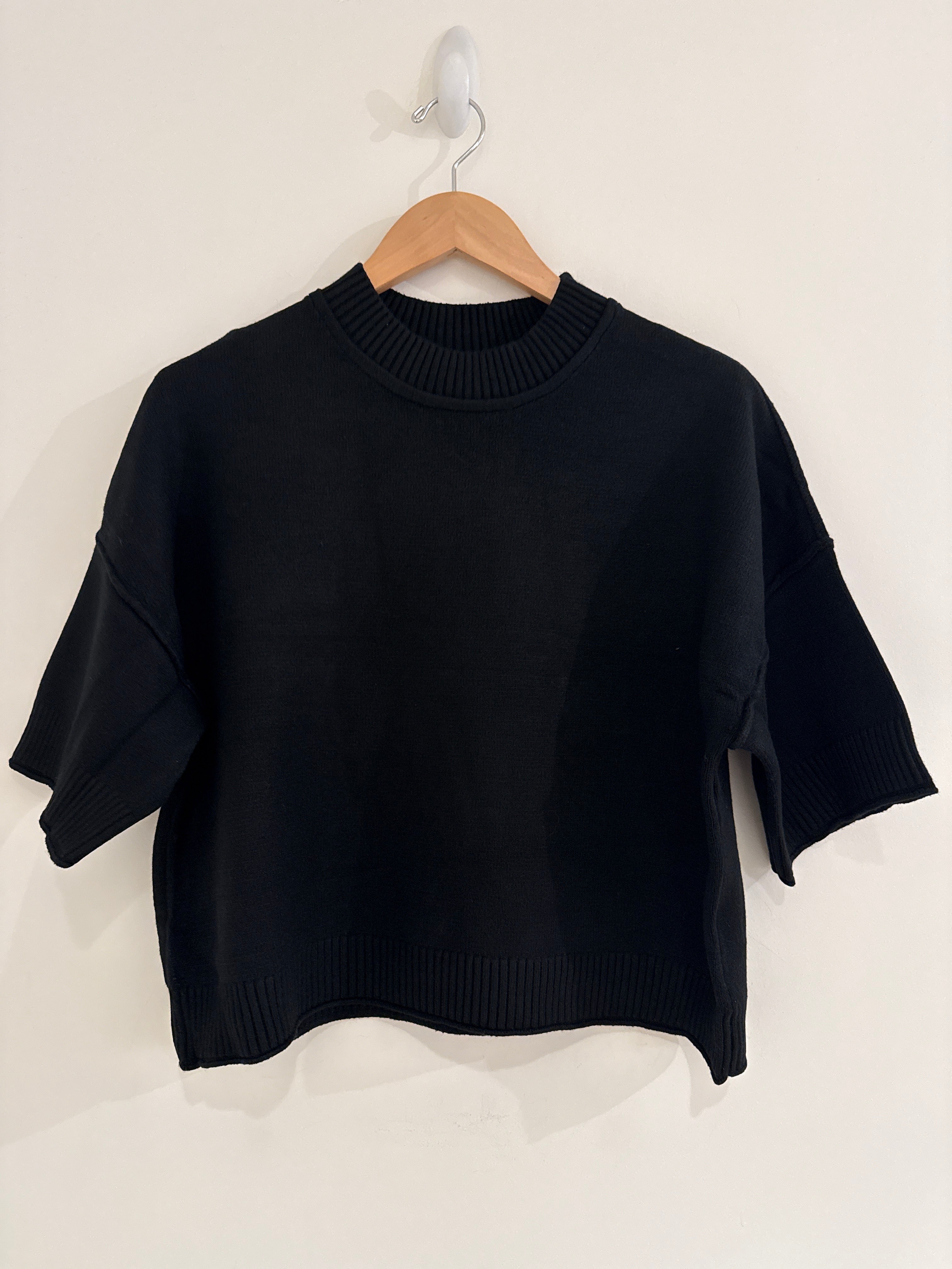 RR Short Sleeve Sweater