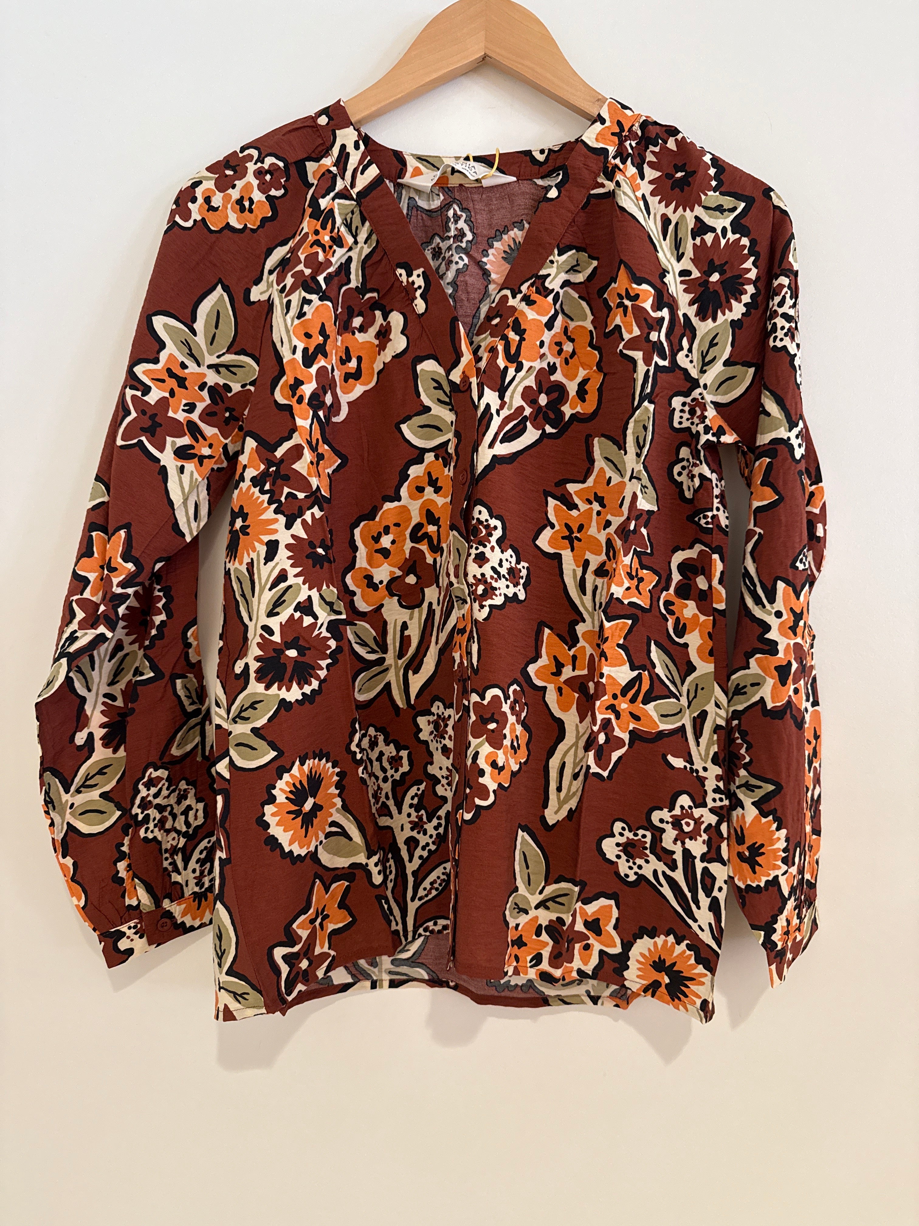 Compania Fantastica V Neck Top Brown Floral
