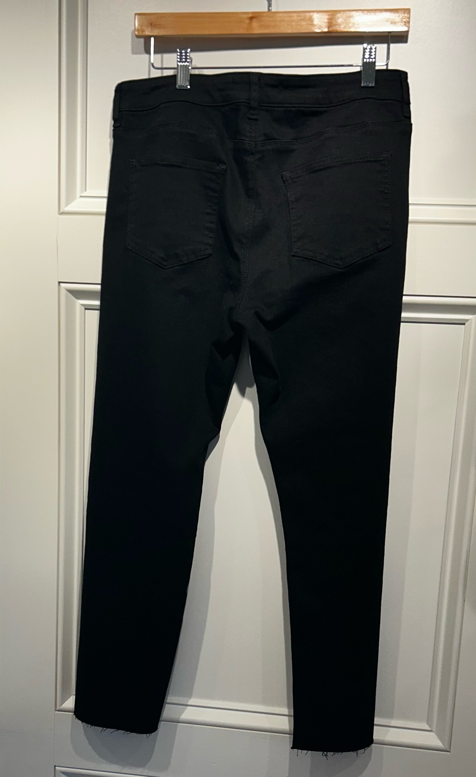 Elliott Lauren Black Ankle Jean